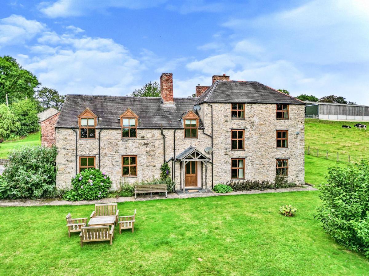 Tywysog Villa Henllan  Buitenkant foto